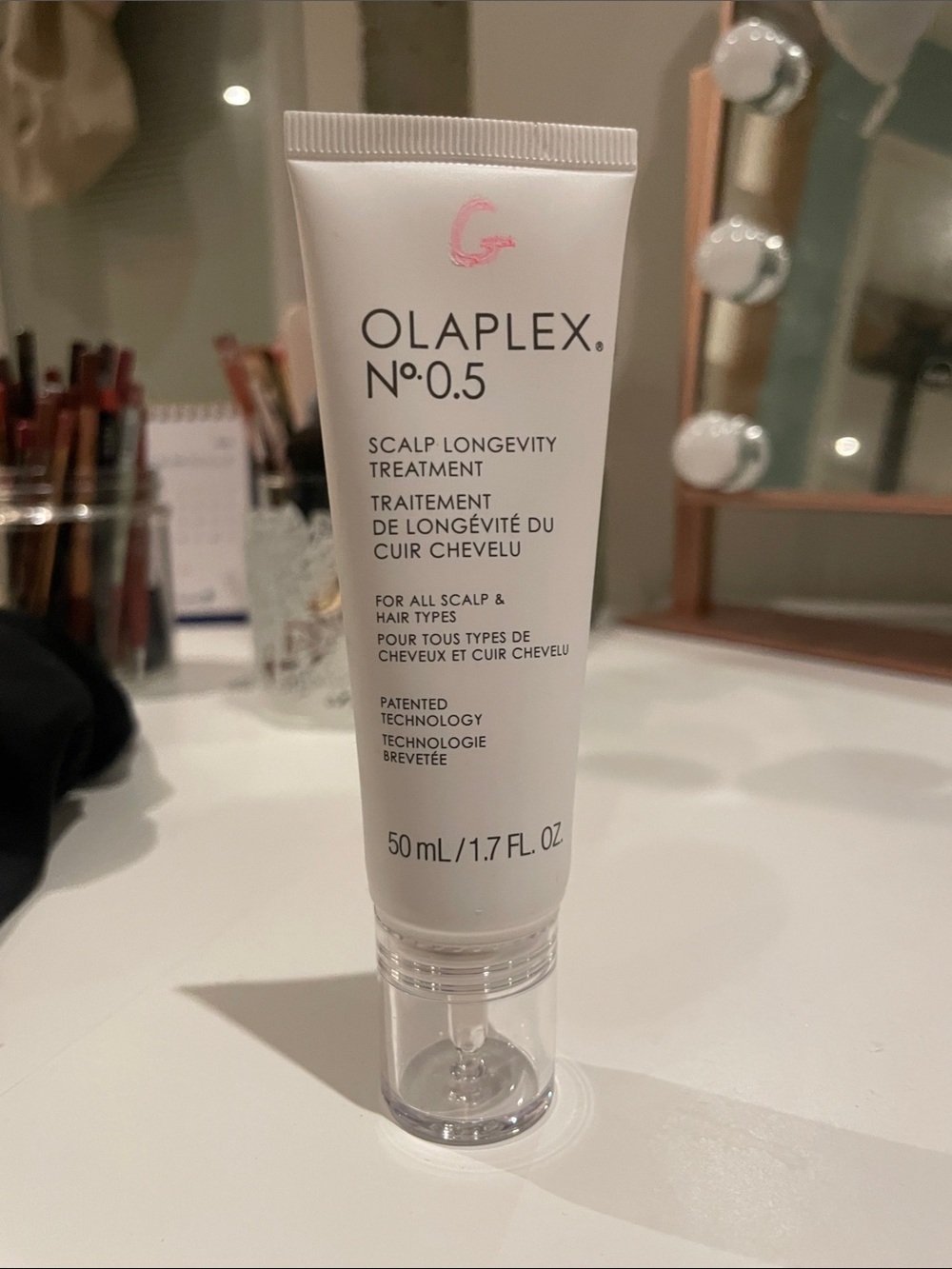 OLAPLEX No.0.5 Scalp Longevity Treatment — White with Clear Cap